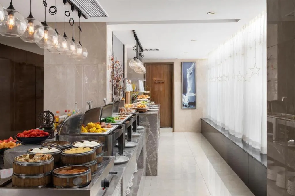 Nanning Champs Elysees Hotel