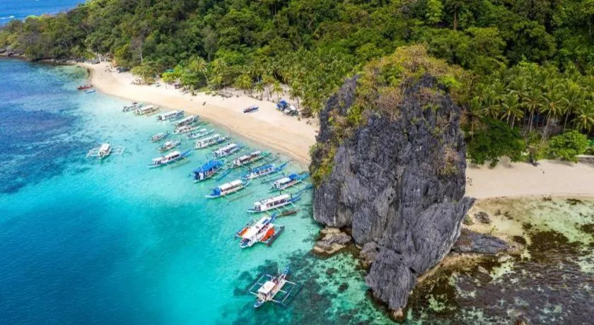 Rovic's Tourist Hotel