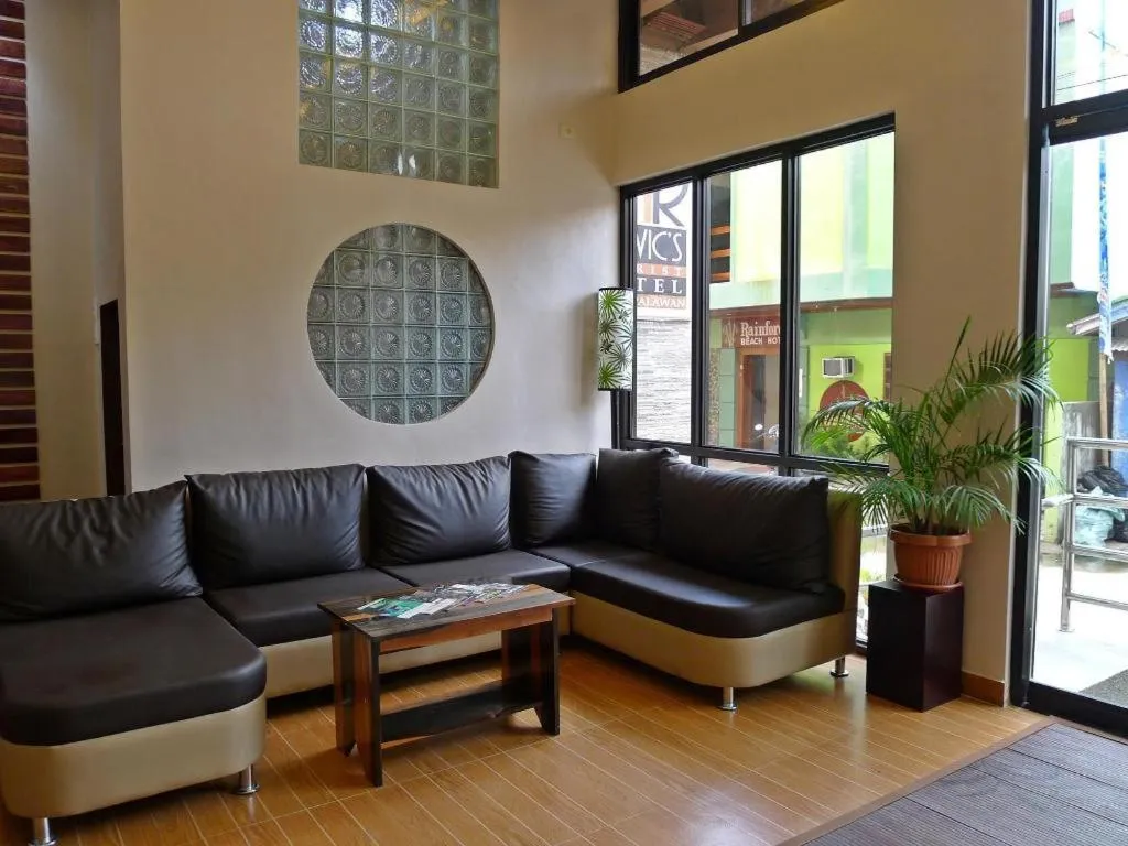 Rovic's Tourist Hotel