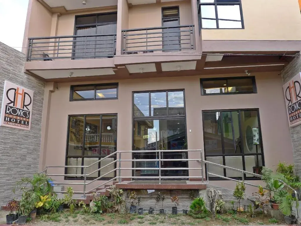 Rovic's Tourist Hotel Rovic's Tourist Hotel