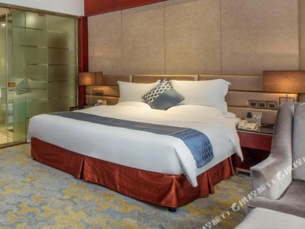 Bed in Quanzhou Jinjiang Hollyston Hotel