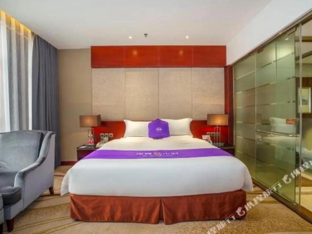 Bed in Quanzhou Jinjiang Hollyston Hotel
