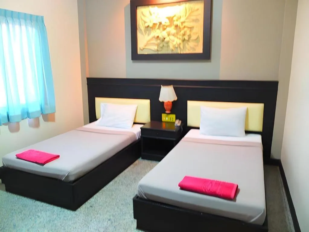 Bed in Picnic Sriracha Hotel