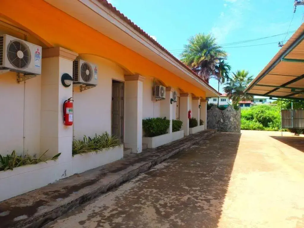 Picnic Sriracha Hotel Picnic Sriracha Hotel