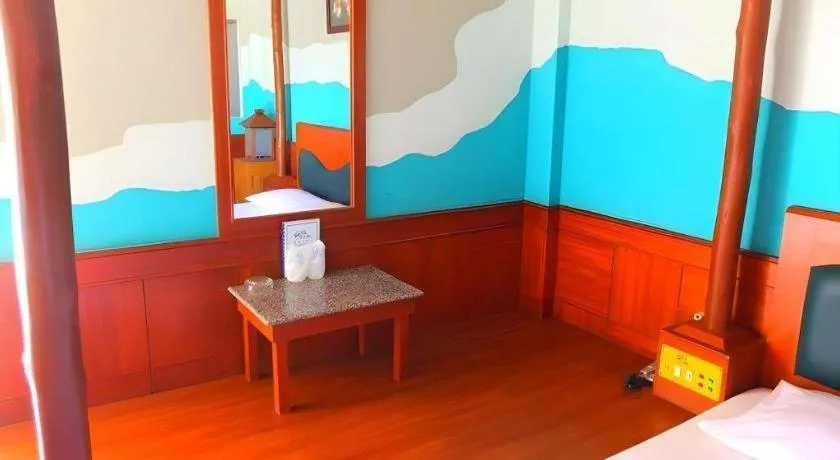 Bed in Picnic Sriracha Hotel