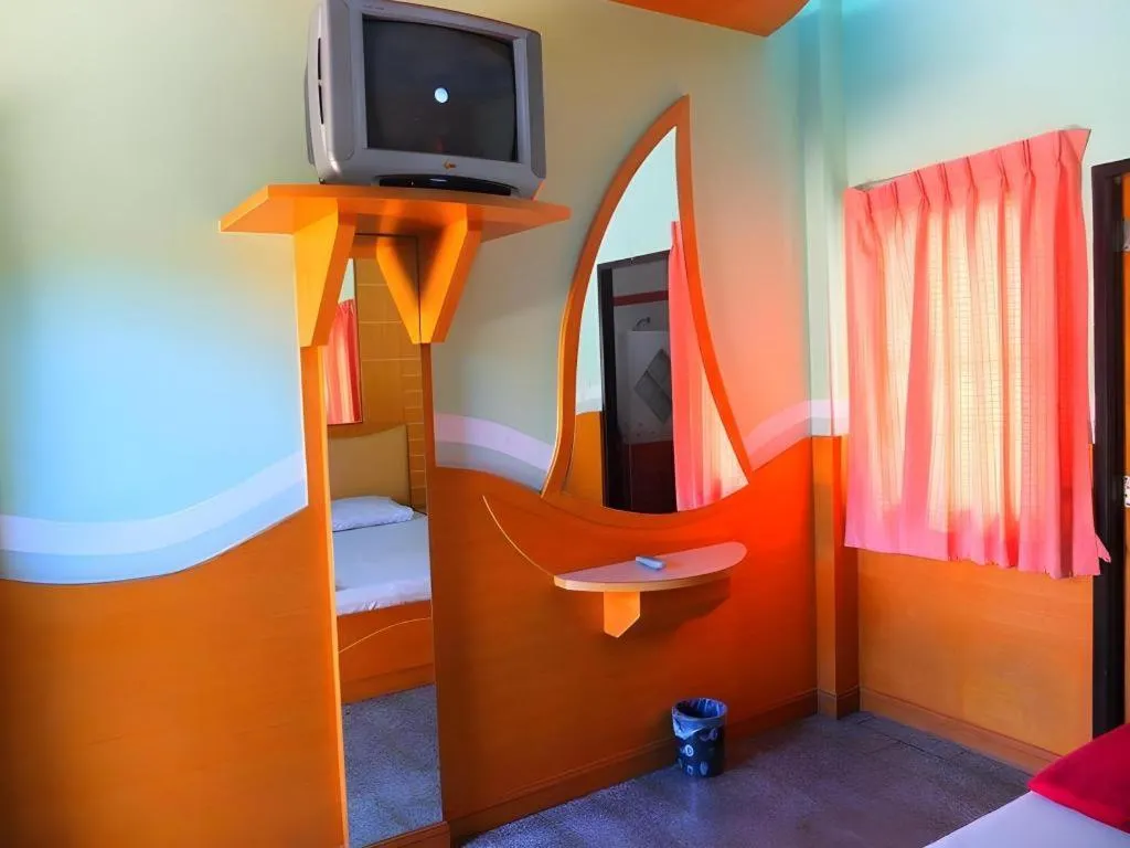 Bed in Picnic Sriracha Hotel