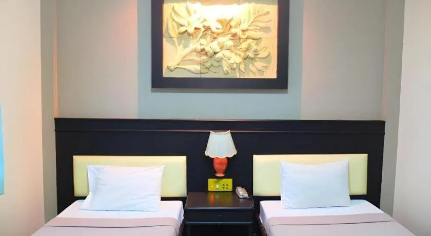 Bed in Picnic Sriracha Hotel