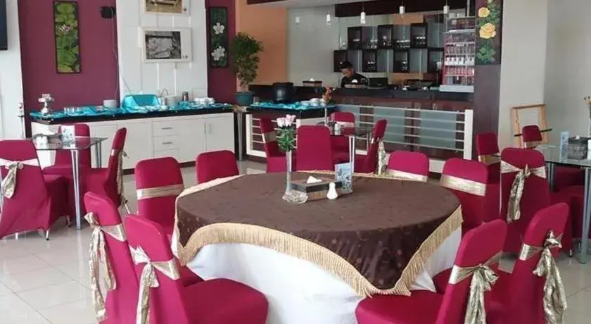 Cosmo Hotel Cosmo Hotel