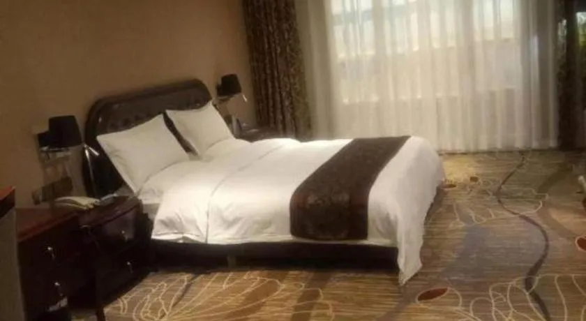 Bed in Metropark Hotel