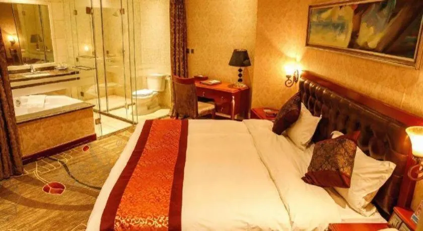 Bed in Metropark Hotel