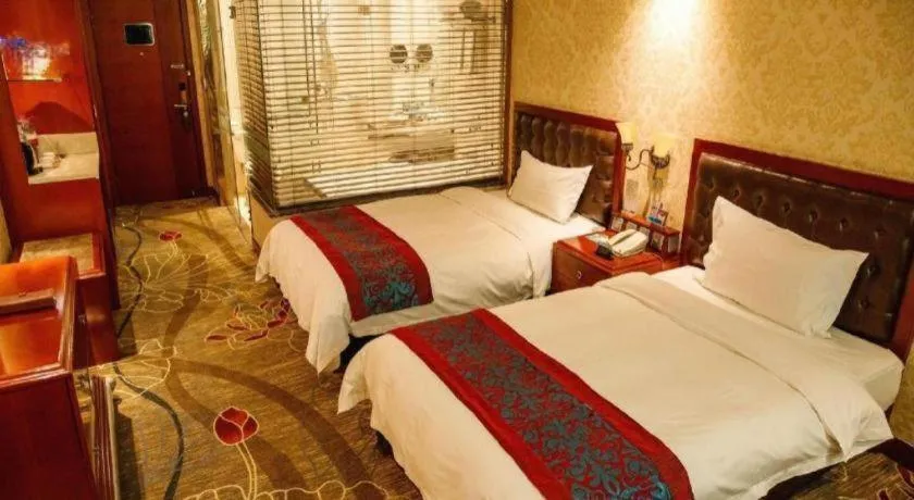 Bed in Metropark Hotel