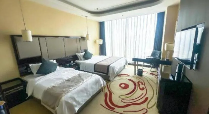 Bed in Pacific Regency Hotel Shenyang