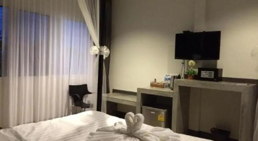 Bed in The Key Hotel