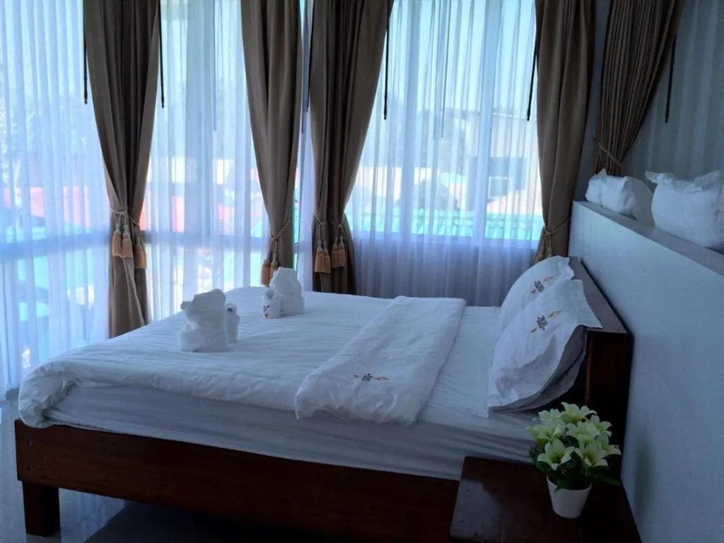 Bed in The Key Hotel