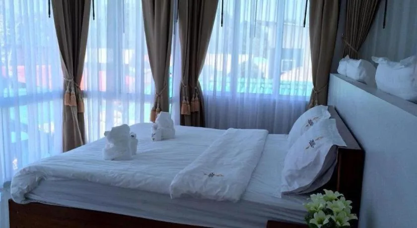 Bed in The Key Hotel