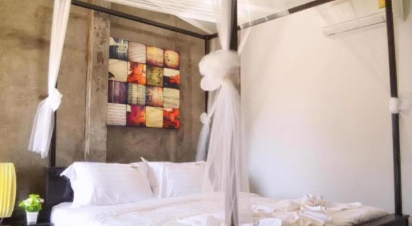 Bed in The Key Hotel