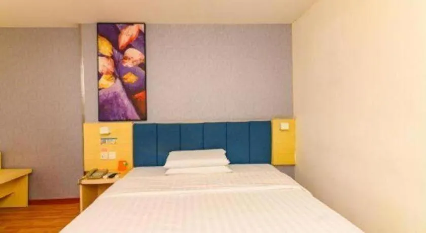 Bed in 7 Days Inn Zhongshan Southern District Daxin Xinduhui