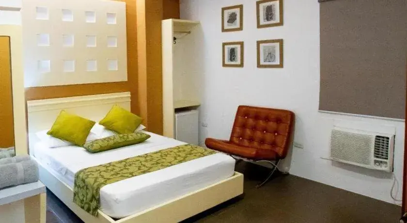 Bed in Hotel Monde Bed in Hotel Monde