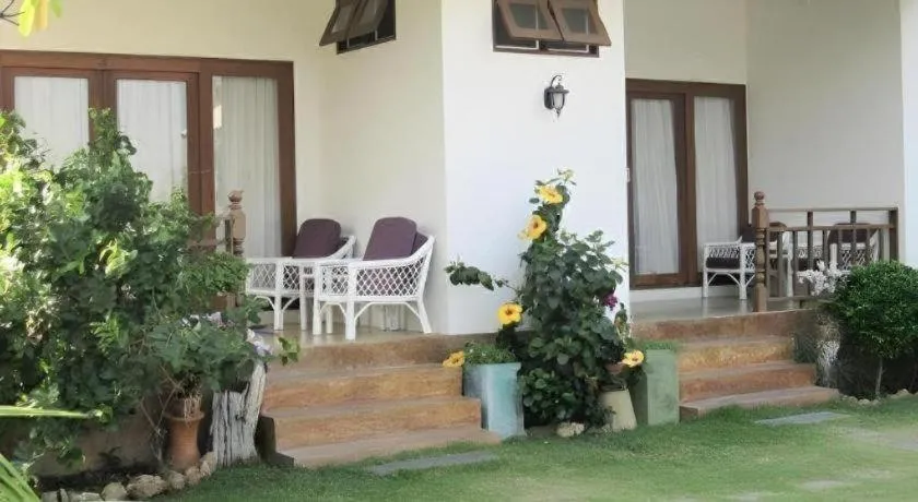 Baan Parinda (Pompom Home)