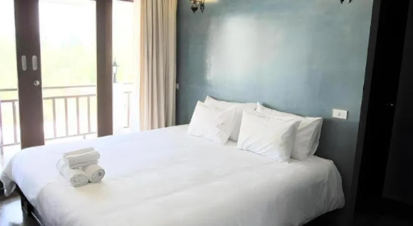 Bed in Baan Parinda (Pompom Home)