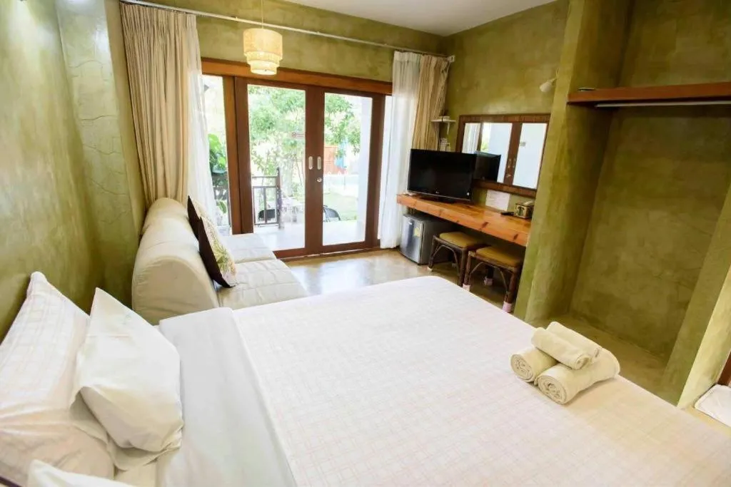 Bed in Baan Parinda (Pompom Home)