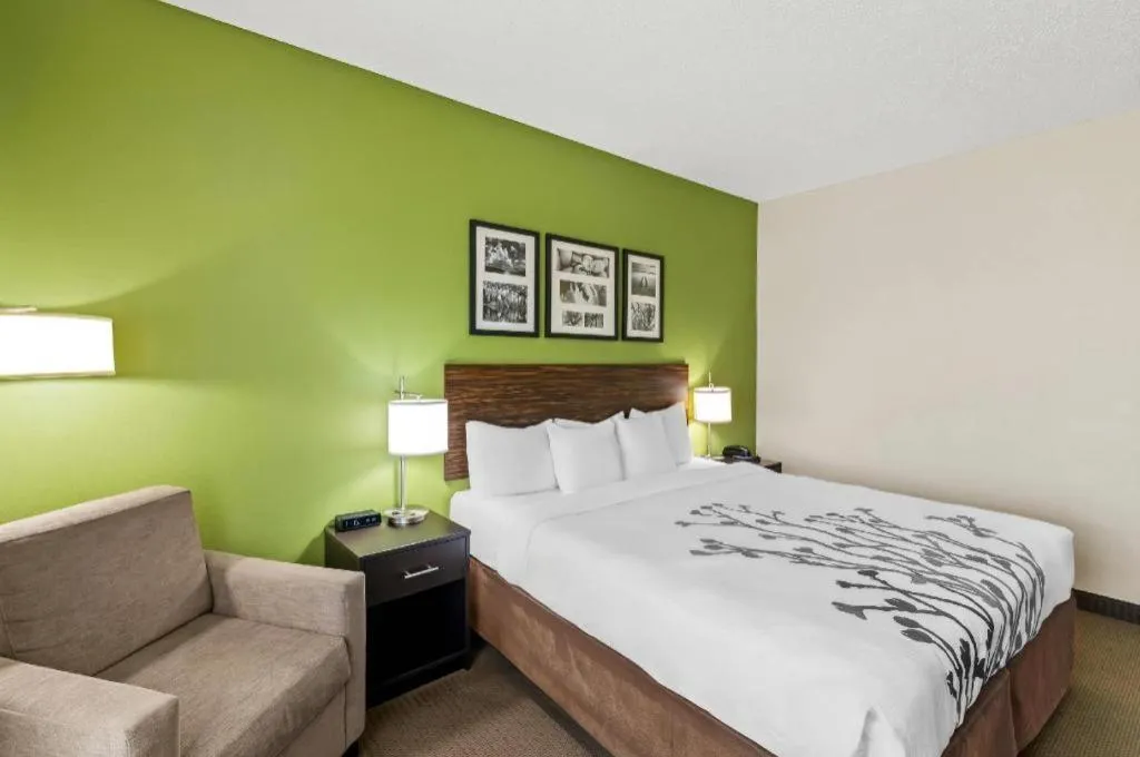 Bed in Sleep Inn & Suites Dripping Springs - Austin Area