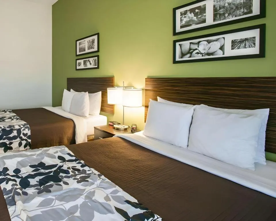 Bed in Sleep Inn & Suites Dripping Springs - Austin Area