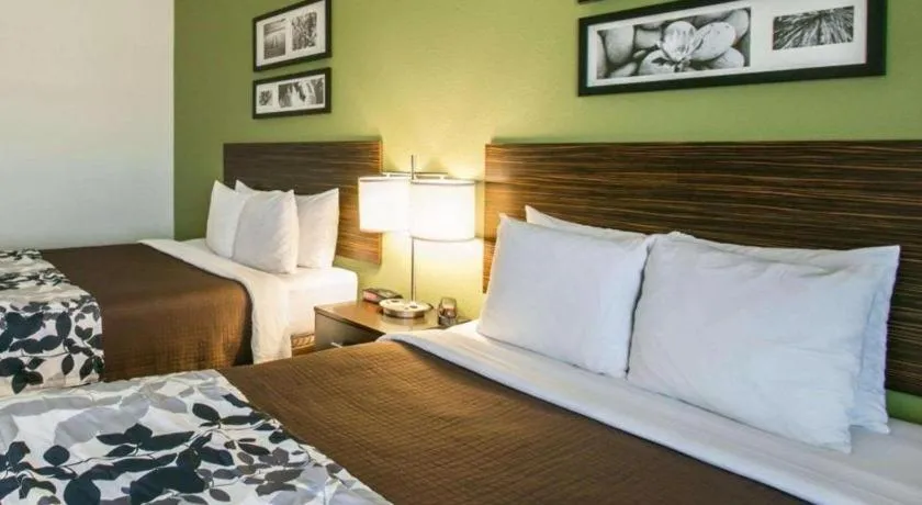 Bed in Sleep Inn & Suites Dripping Springs - Austin Area