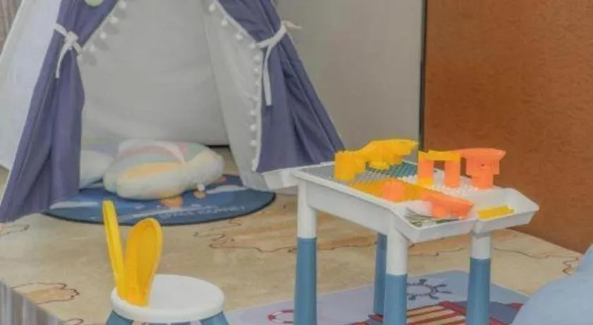 Golden Phoenix International Hotel