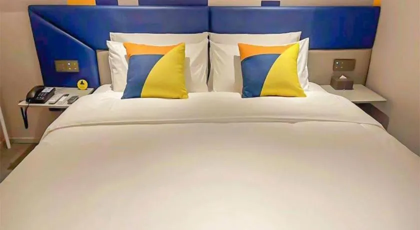 Bed in 7 Days Inn Beijing Tongzhou Universal Studio Linheli Metro Station