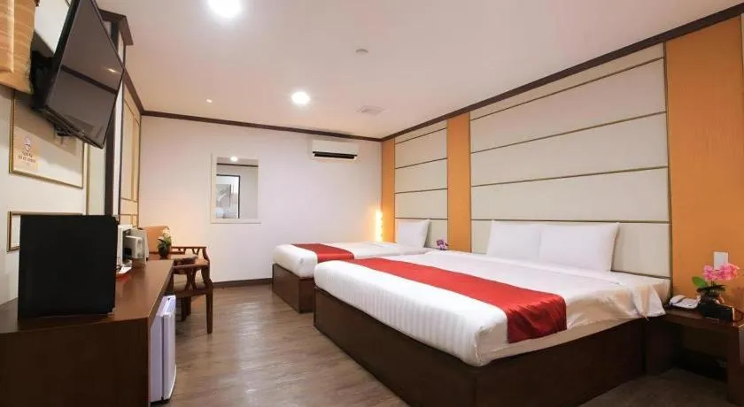 Bed in Horizon Hotel