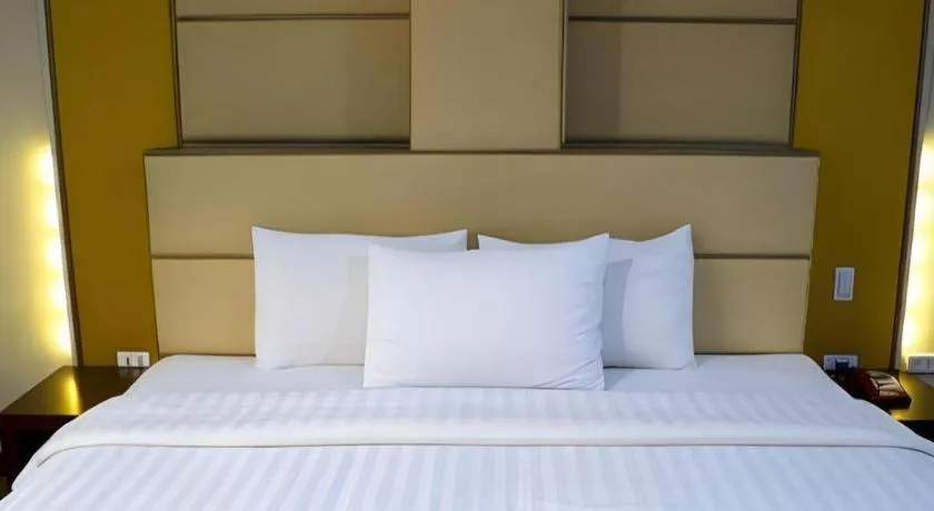Bed in Horizon Hotel