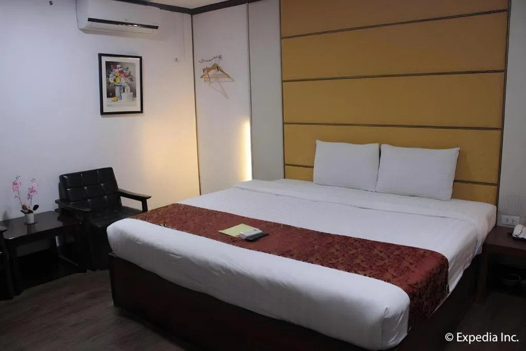 Bed in Horizon Hotel