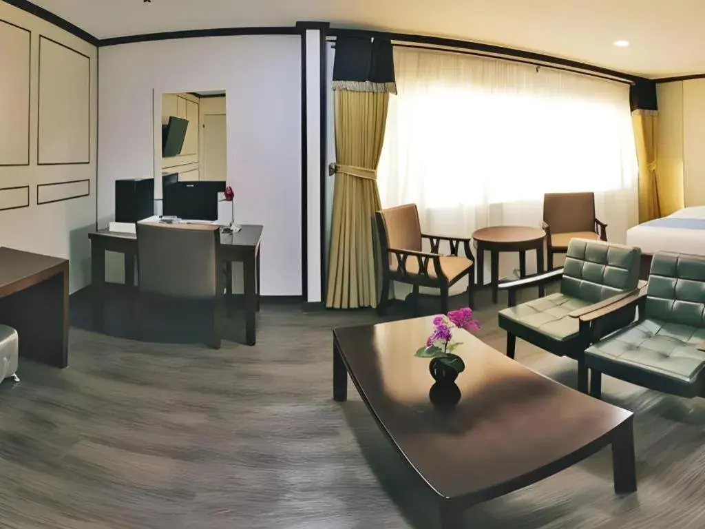 Bed in Horizon Hotel Bed in Horizon Hotel