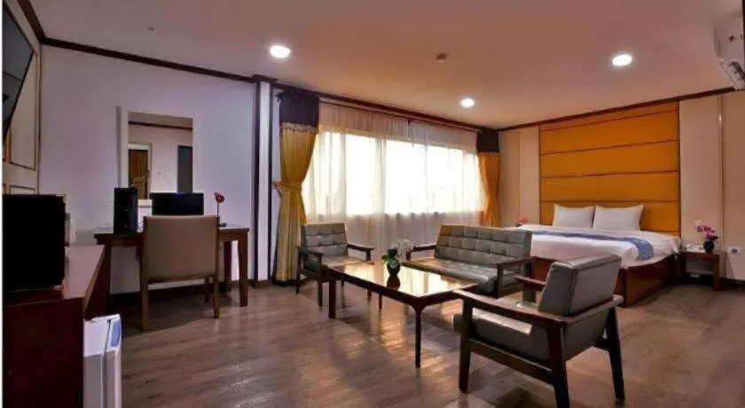 Bed in Horizon Hotel