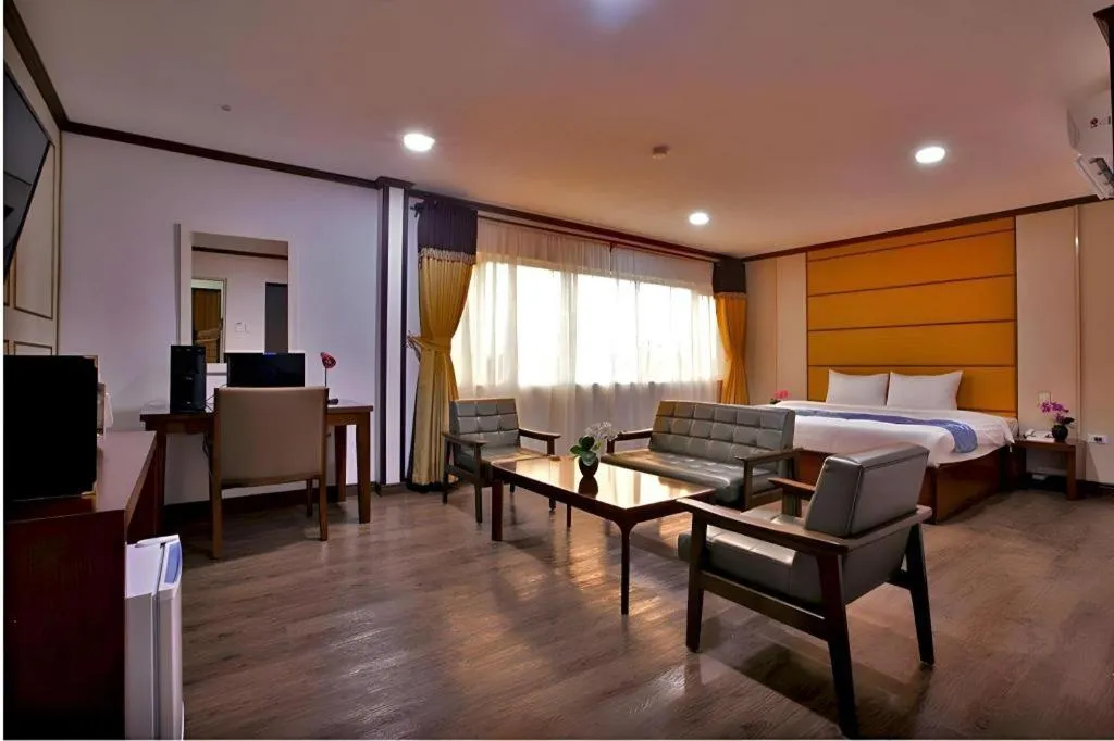 Bed in Horizon Hotel