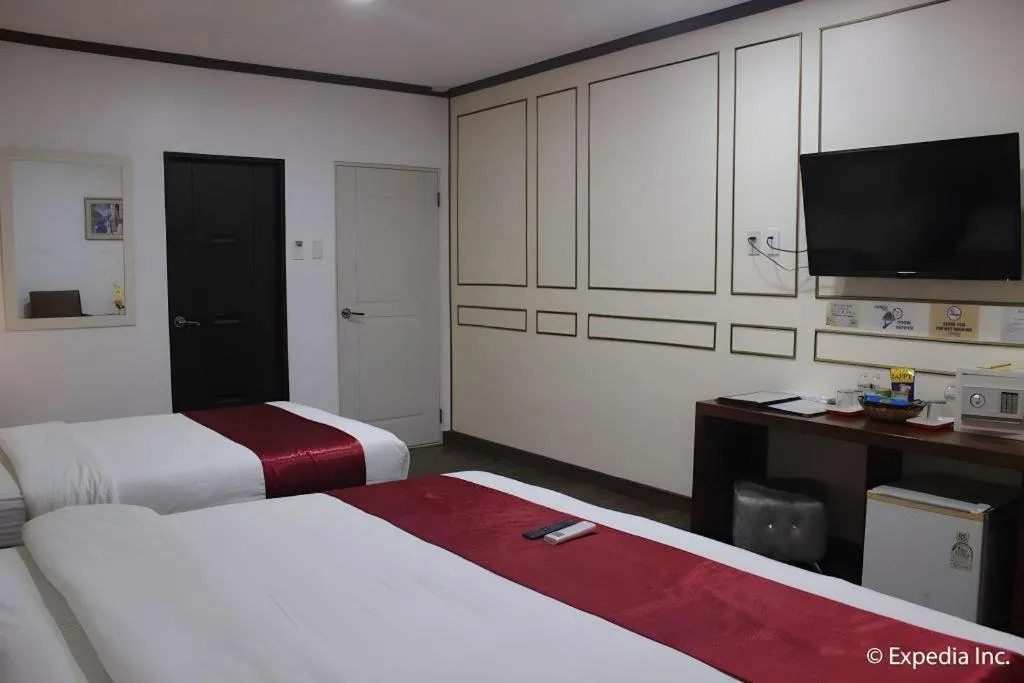 Bed in Horizon Hotel