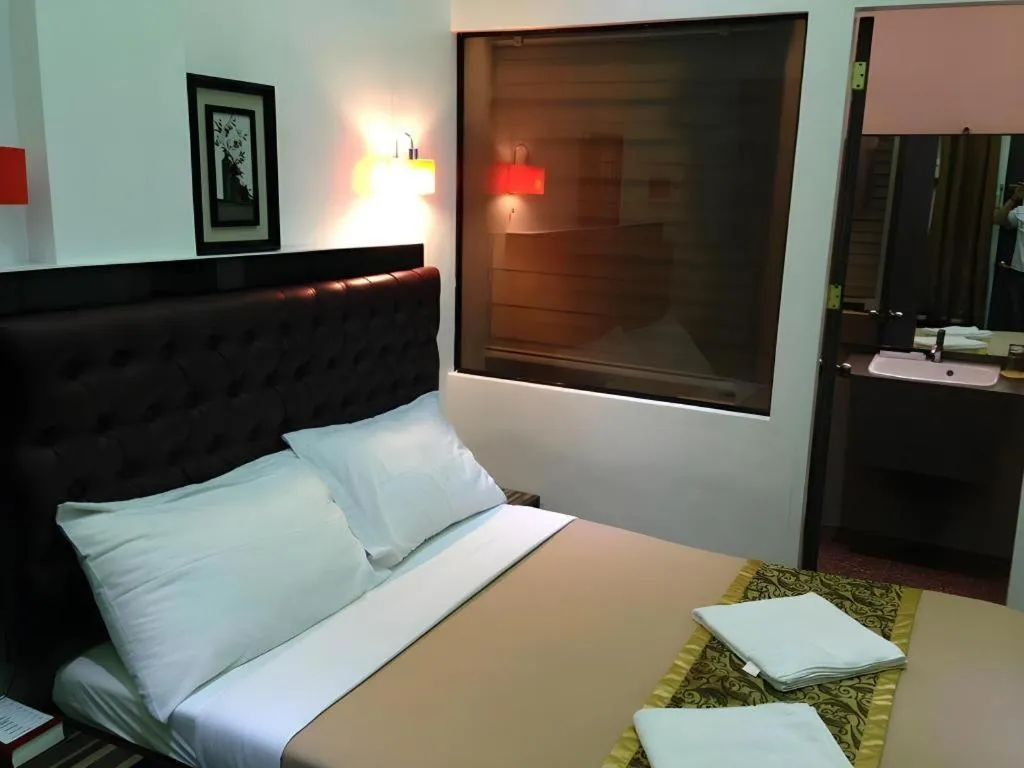 Bed in Zanrock Micro Hotel