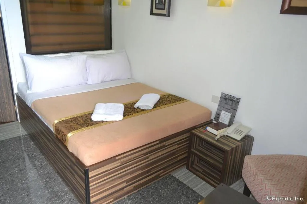 Bed in Zanrock Micro Hotel