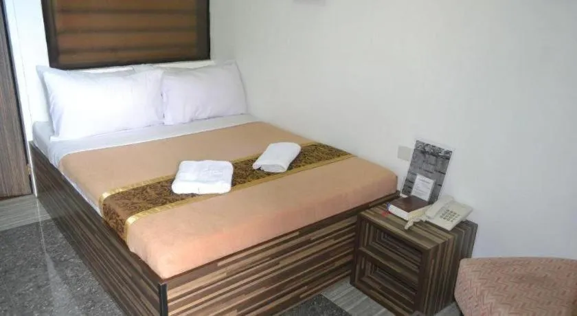Bed in Zanrock Micro Hotel