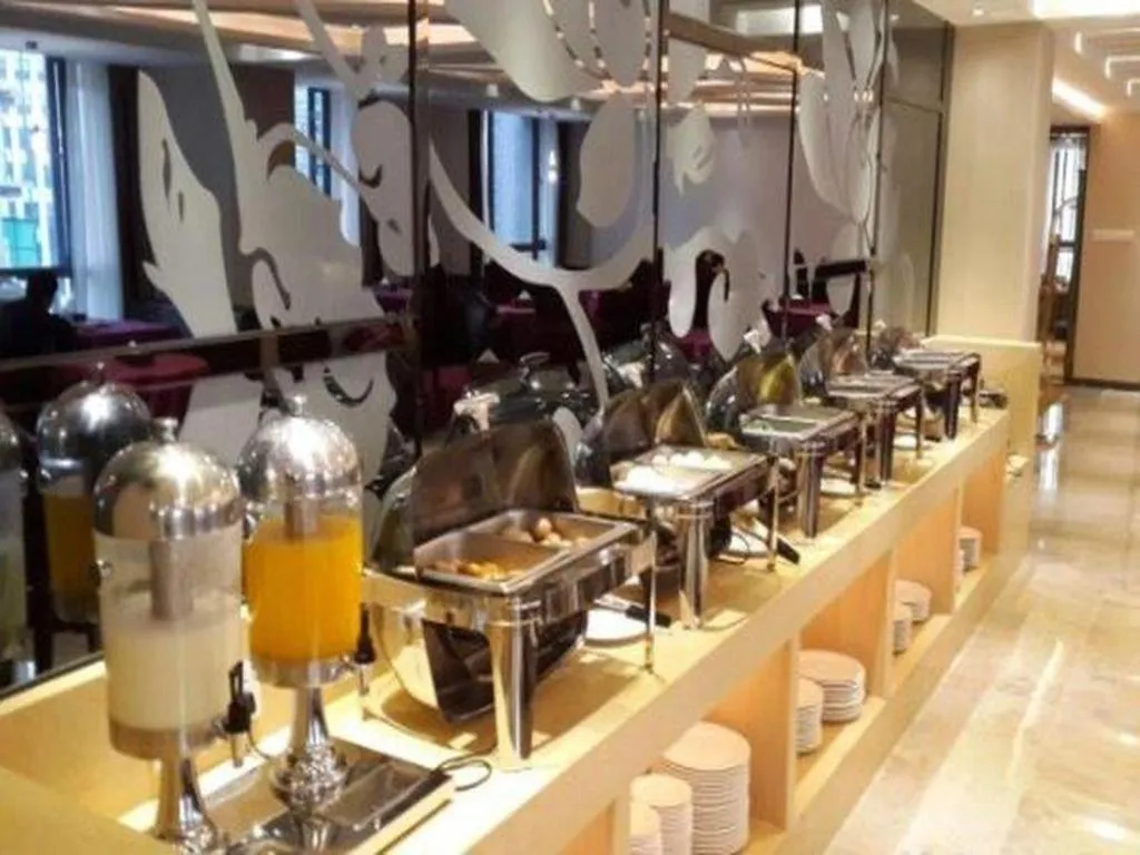 Lavande Hotel Wuhan Wujia Mountain Branch