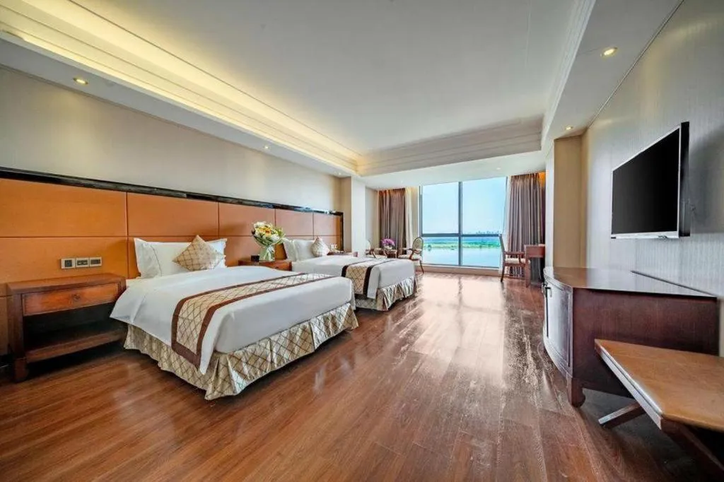 Bed in Auspicious Hotel