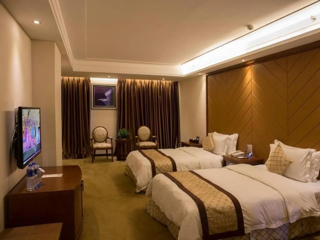 Bed in Auspicious Hotel