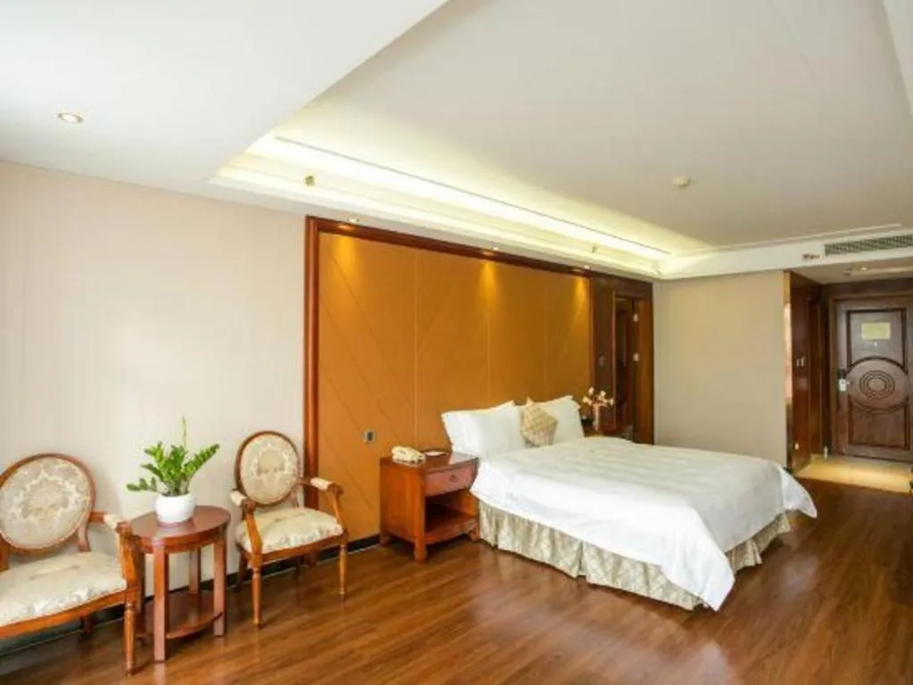 Bed in Auspicious Hotel