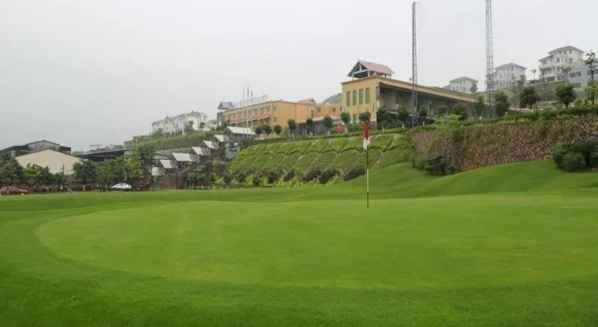 Fuzhou Chuanjie Hotspring and Golf Club Hotel