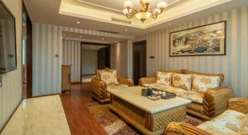 Fuzhou Chuanjie Hotspring and Golf Club Hotel