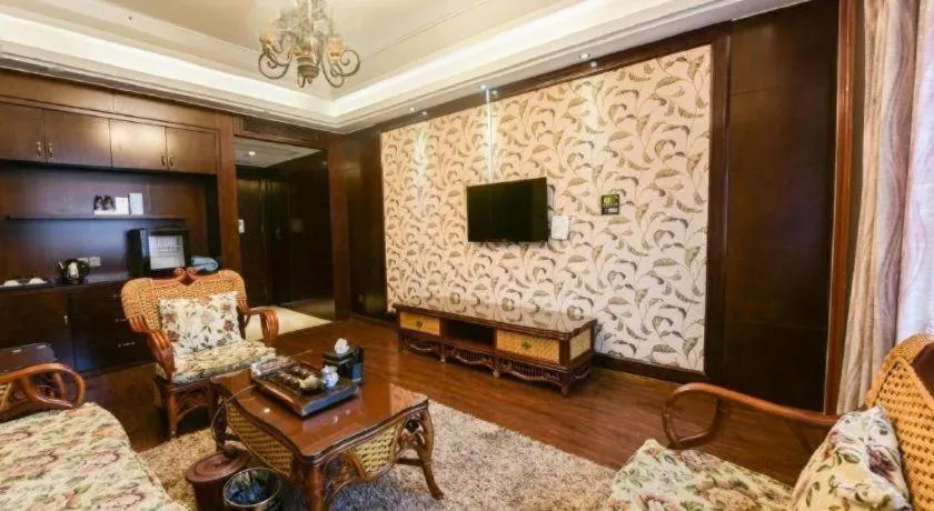 Fuzhou Chuanjie Hotspring and Golf Club Hotel