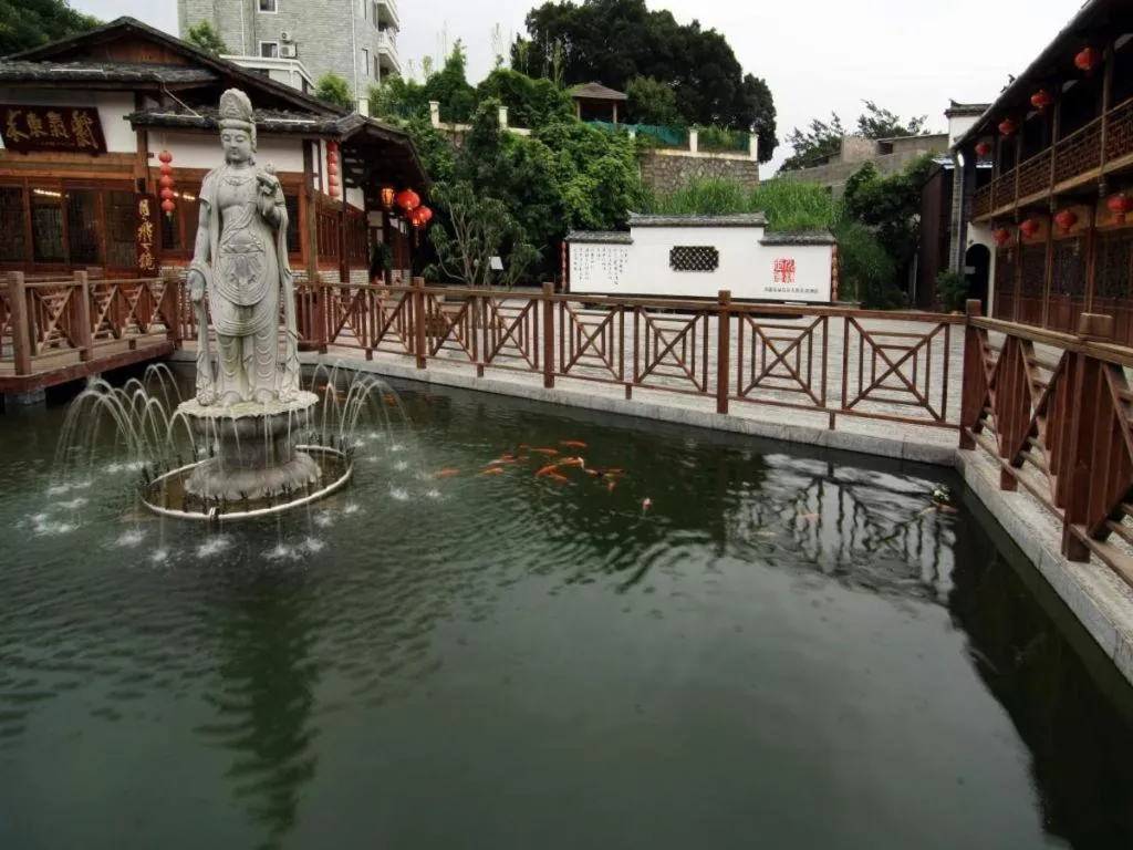 Fuzhou Chuanjie Hotspring and Golf Club Hotel