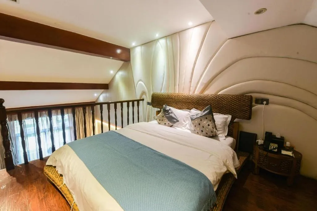 Bed in Fuzhou Chuanjie Hotspring and Golf Club Hotel