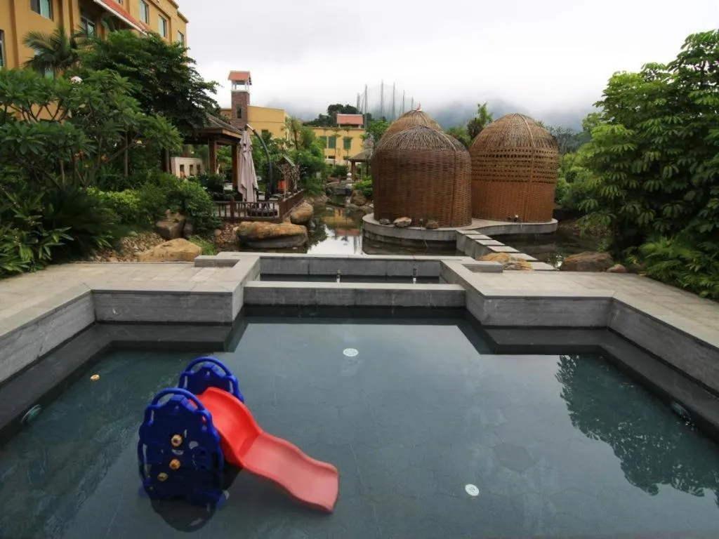 Fuzhou Chuanjie Hotspring and Golf Club Hotel